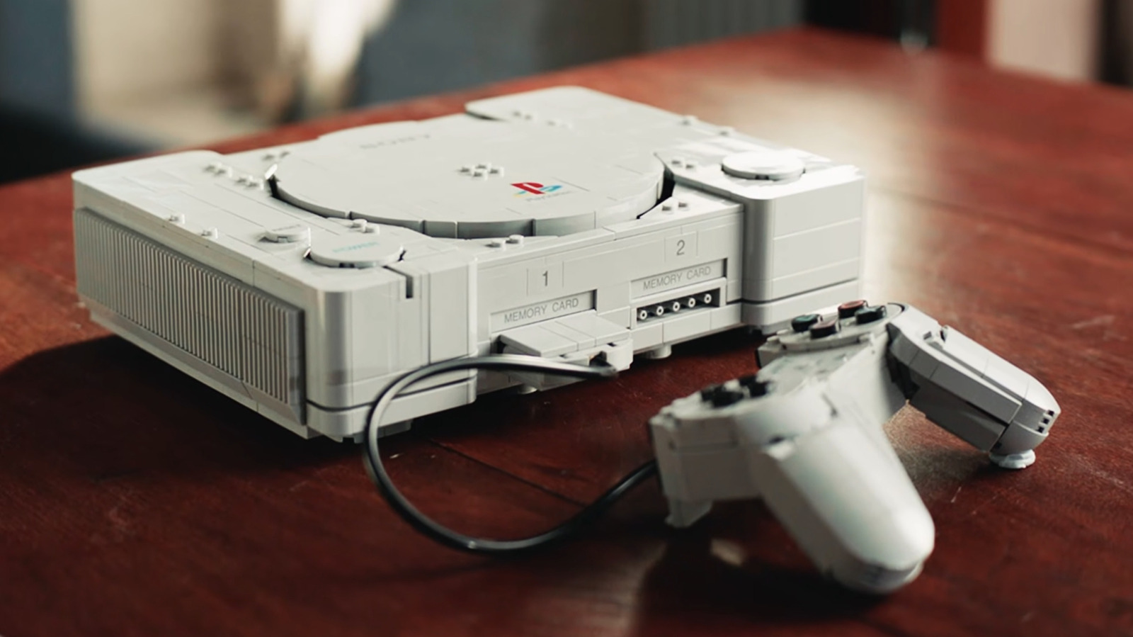 LEGO, PlayStation 1'i Birebir Ölçekle Yeniden İnşa Etti: İşte Çıkış Tarihi