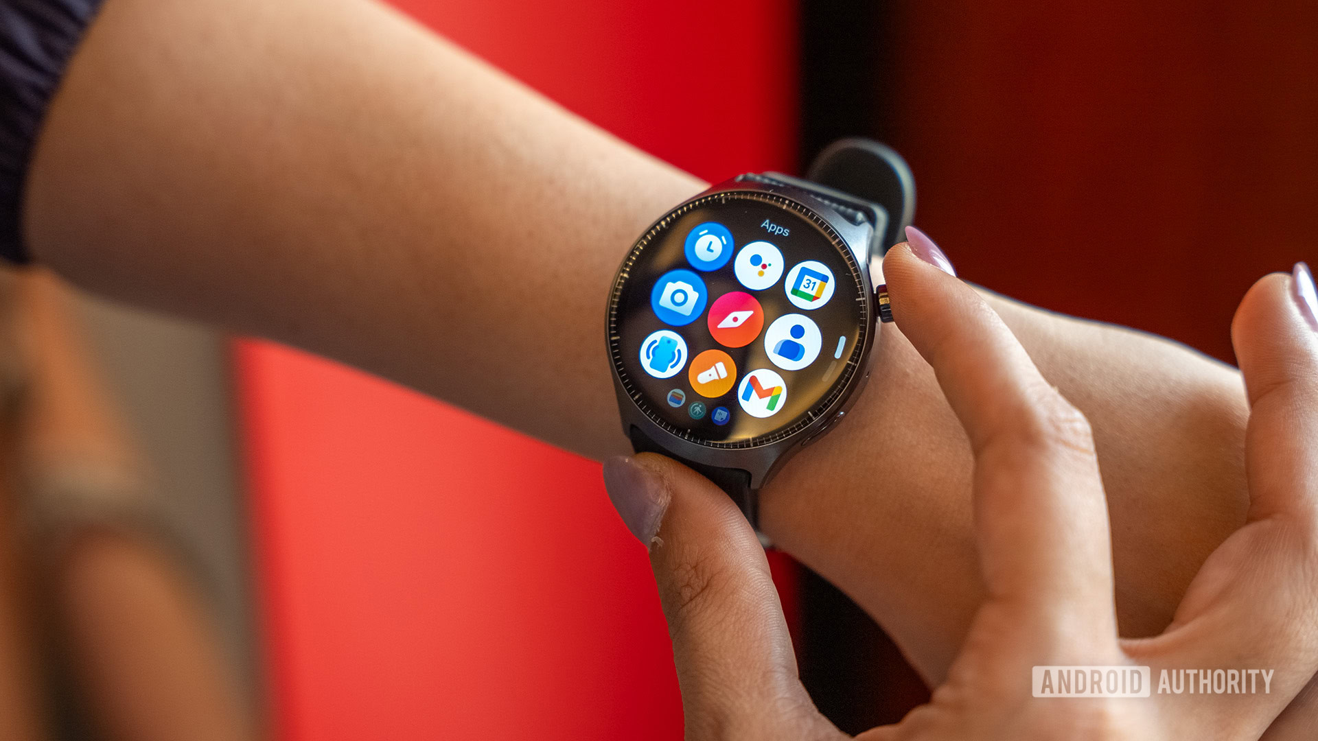 Motorola, Wear OS Akıllı Saat Pazarına Moto Watch Ultra ile Geri Döndü