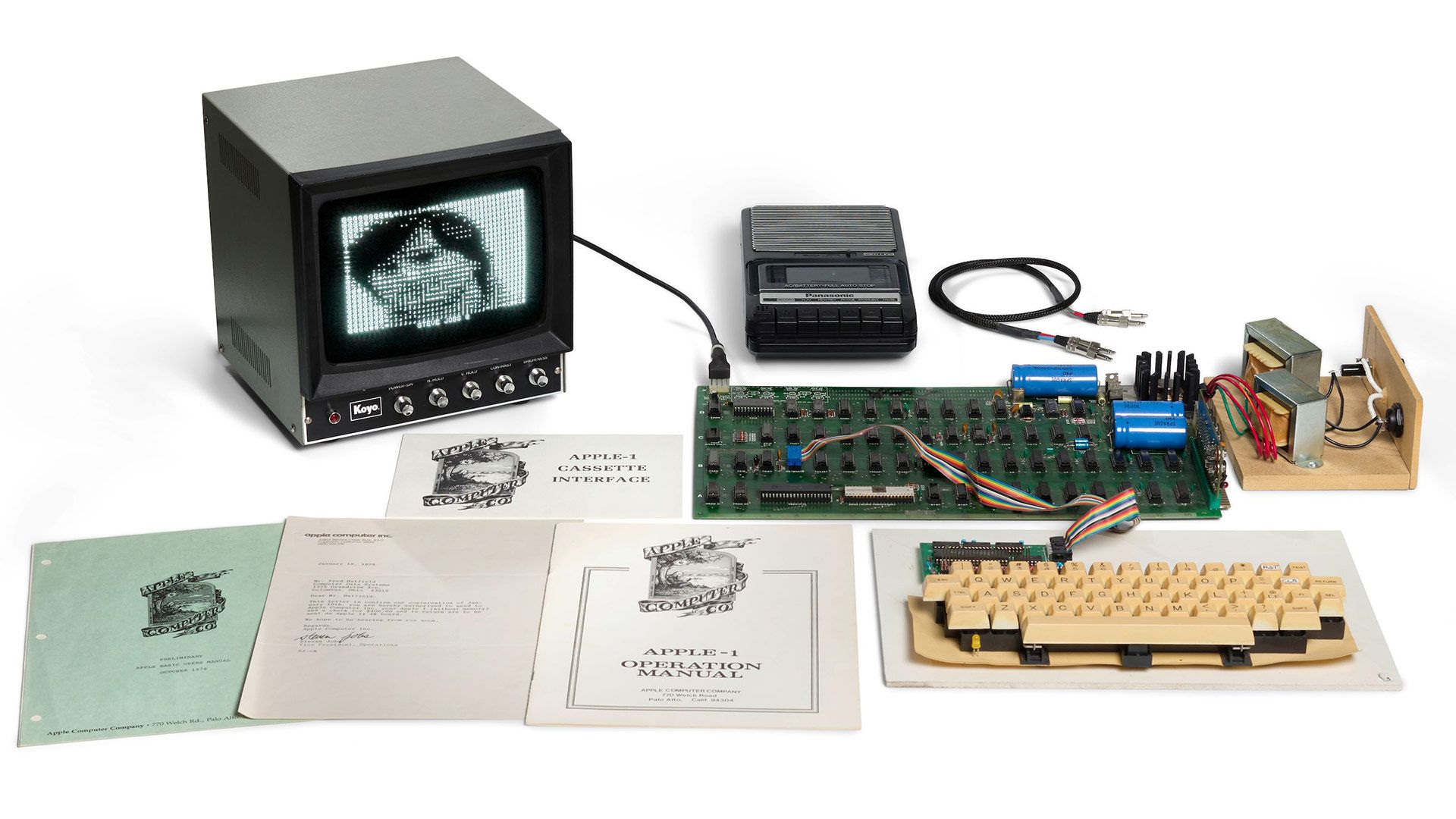 Steve Wozniak İmzalı Apple 1 Anakartı Açık Artırmada 800 Bin Dolara Satılabilir