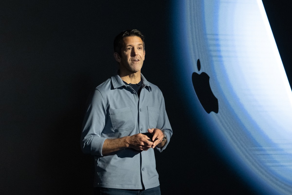 Tim Cook'un Halefi Belli Oldu: Apple'ın Yeni CEO'su John Ternus Kimdir?
